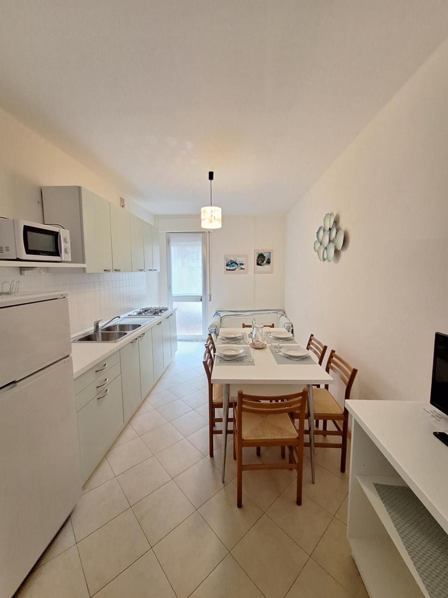 Condominio Italia Lignano Sabbiadoro Exterior photo
